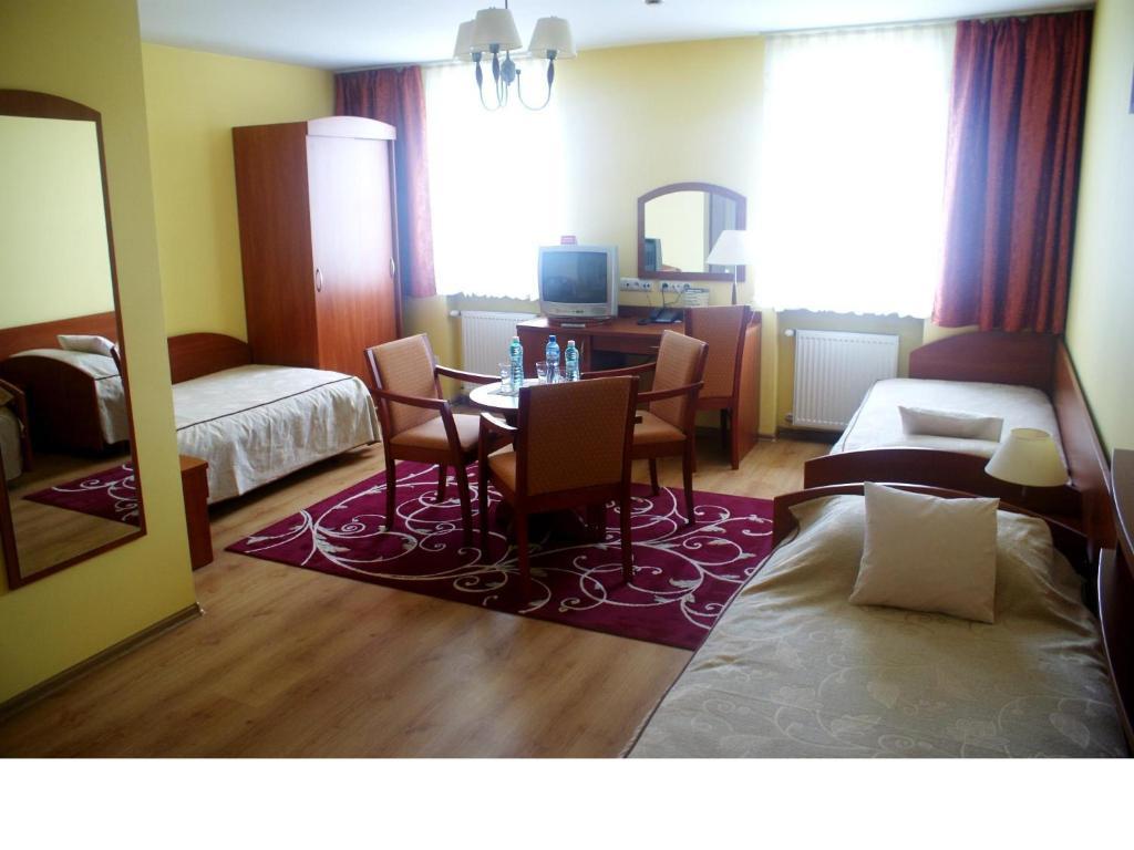 Hotel Wald Varšava Exteriér fotografie