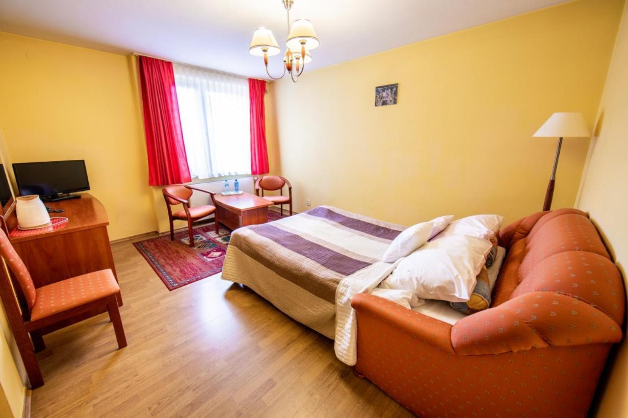 Hotel Wald Varšava Exteriér fotografie