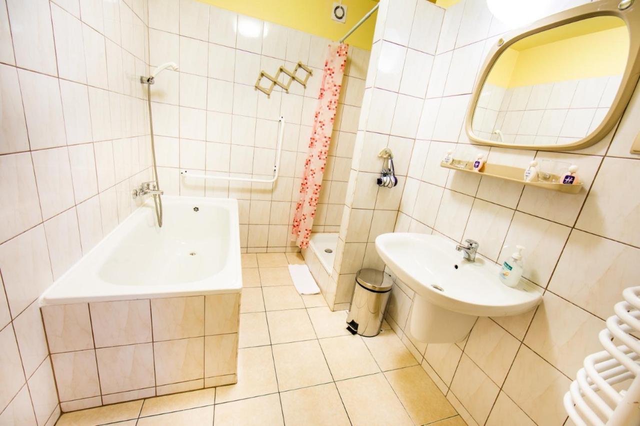 Hotel Wald Varšava Exteriér fotografie